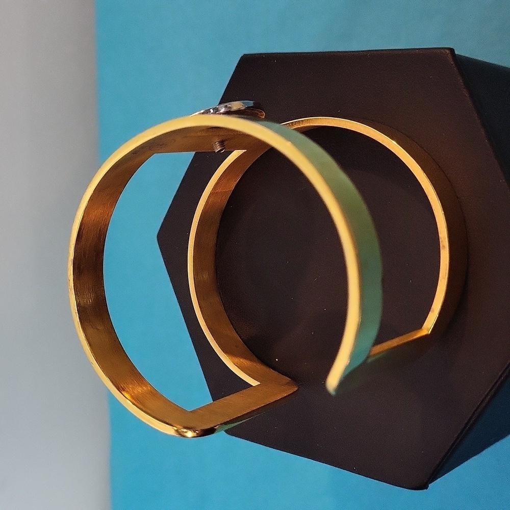 Gemm Gold Bangle - Picture 11 of 11